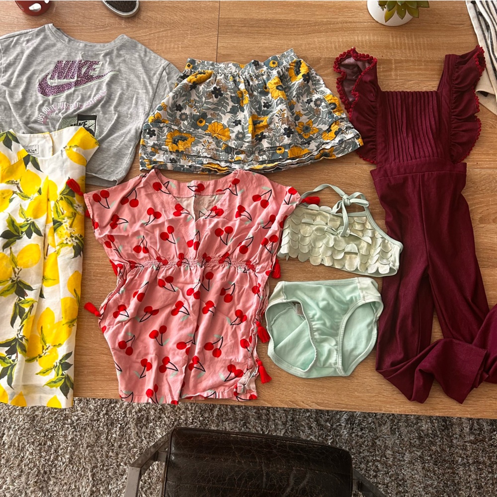 Kids high end girls size 4 bundle Janie and Jack cat & Nike pippa 4 4TJulie